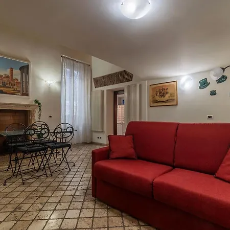 Apartamento Guesthost - Near Piazza Navona Roma