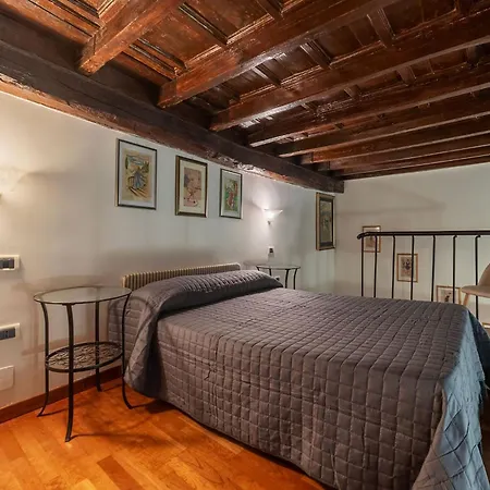Apartament Guesthost - Near Piazza Navona Rzym